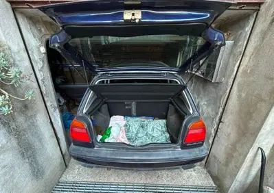 Volkswagen Golf  (12)
