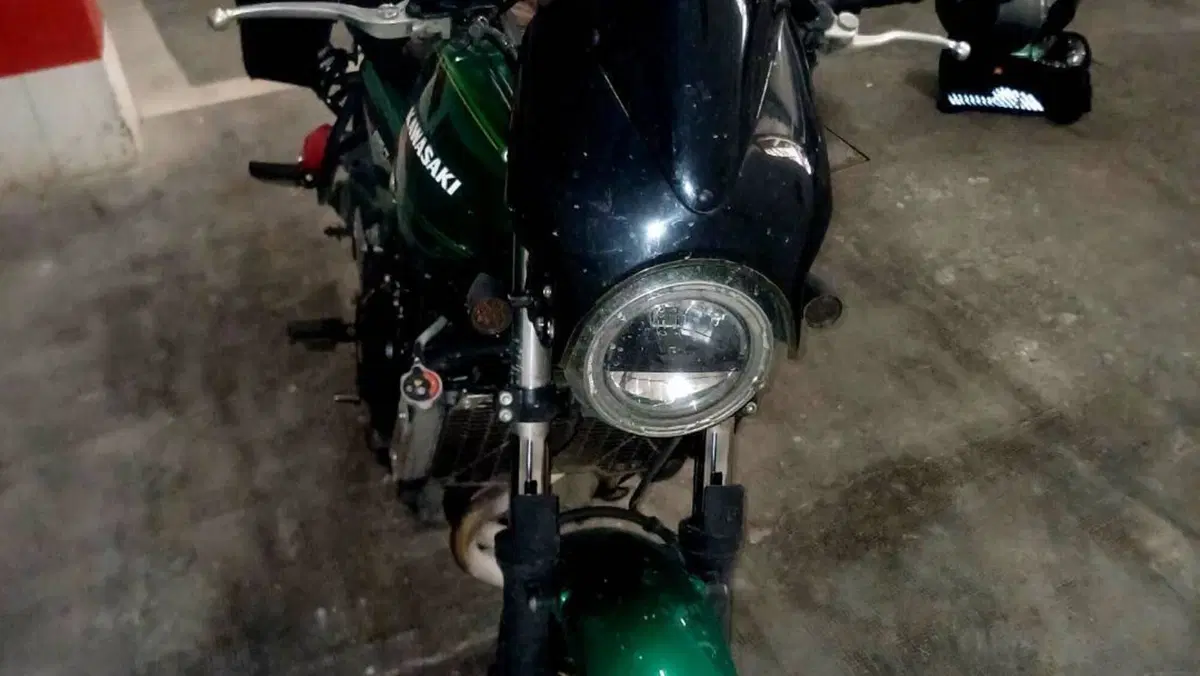 Kawasaki Z 650 RS (2022 - 24)  (3)