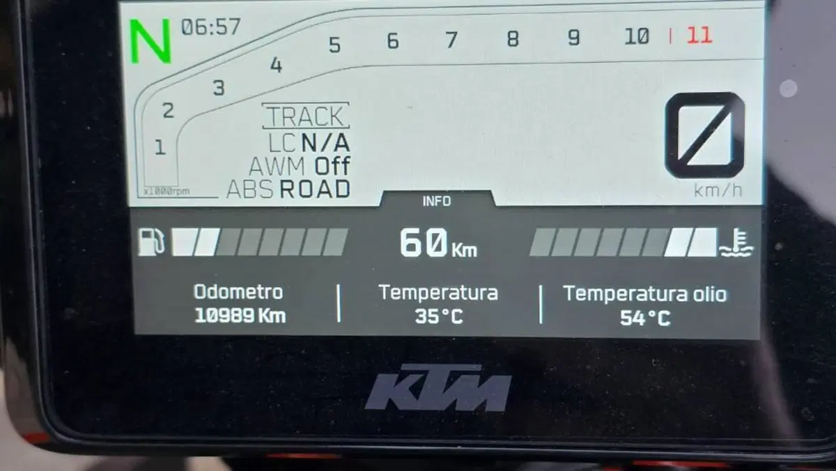 KTM 1290 Super Duke R (2022 - 23)  (4)