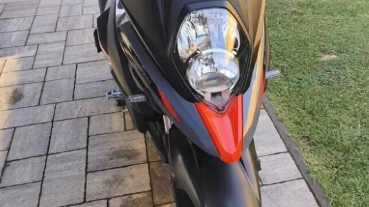Suzuki V-Strom 650 (2021 - 25)  (3)