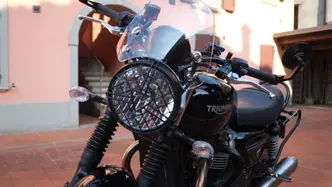 Triumph Speed Twin 900 (2023 - 24) usata
