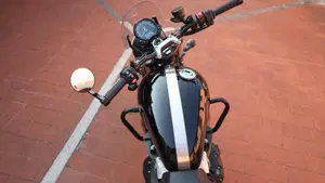 Triumph Speed Twin 900 (2023 - 24)  (2)