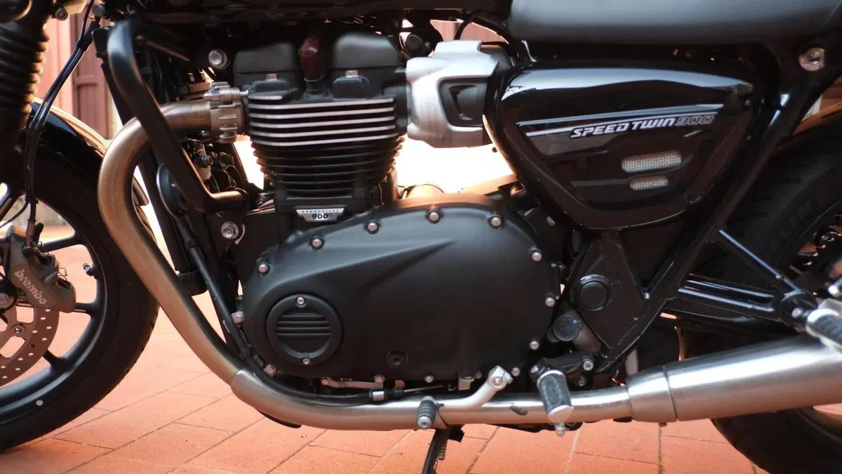 Triumph Speed Twin 900 (2023 - 24)  (4)