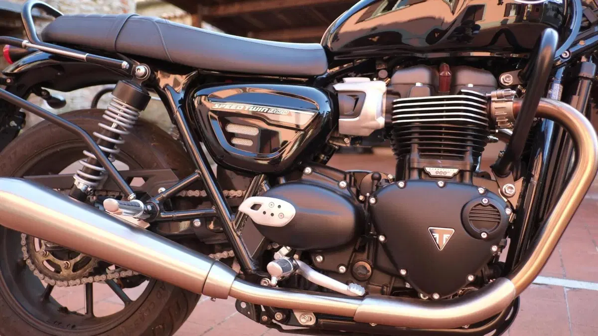 Triumph Speed Twin 900 (2023 - 24)  (7)
