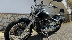 Yamaha XVS 650 Drag Star (1997 - 05)  (2)