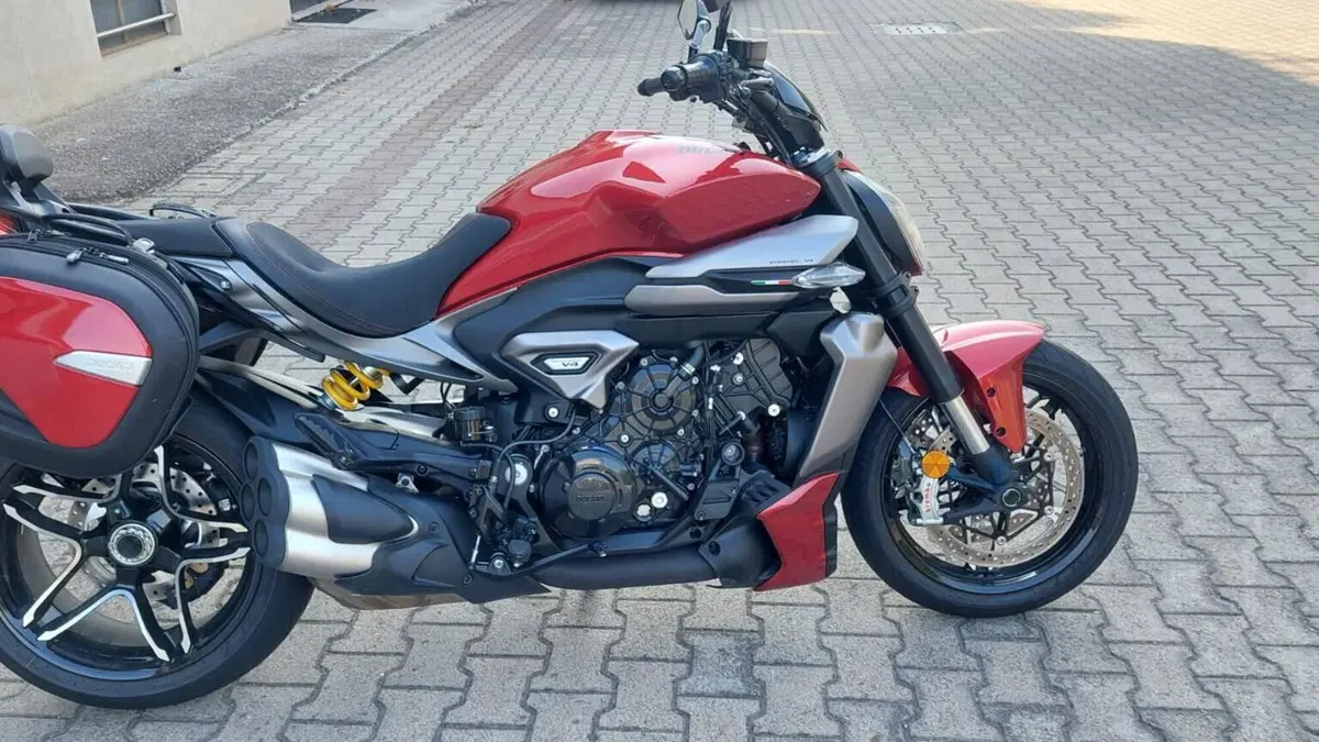 Ducati XDiavel V4 (2025 - 26)  (2)