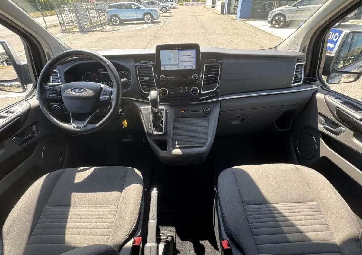 Ford Tourneo Custom 310 2.0 TDCi 170CV aut. PC Titanium (14)