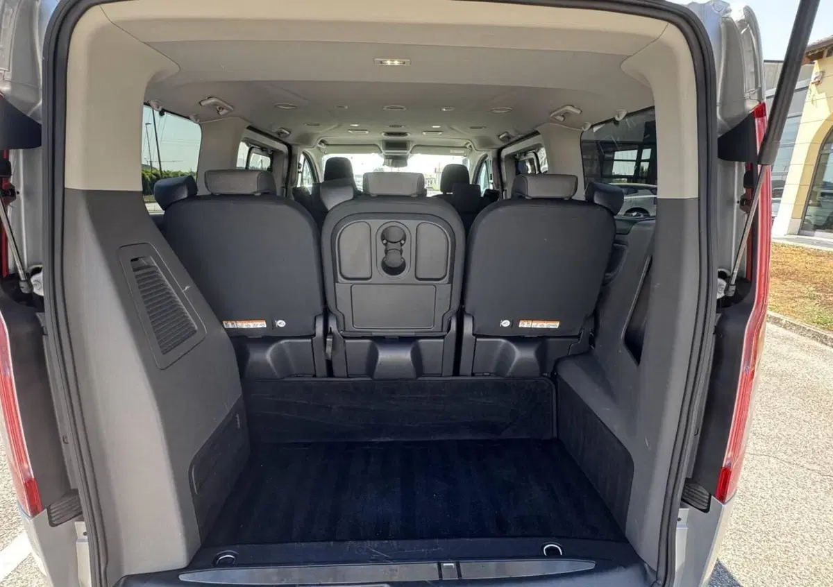 Ford Tourneo Custom 310 2.0 TDCi 170CV aut. PC Titanium (6)