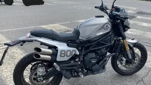 Benelli Leoncino 800 Trail (2022 - 26) 