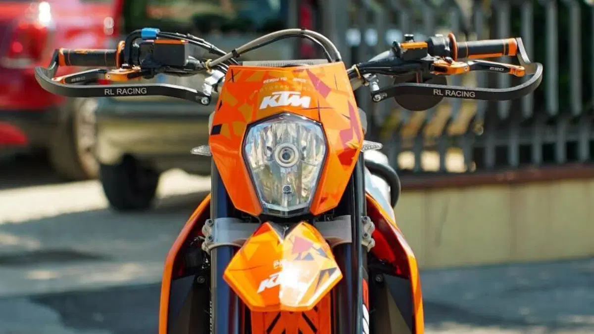 KTM 690 SMC (2008- 11)  (4)