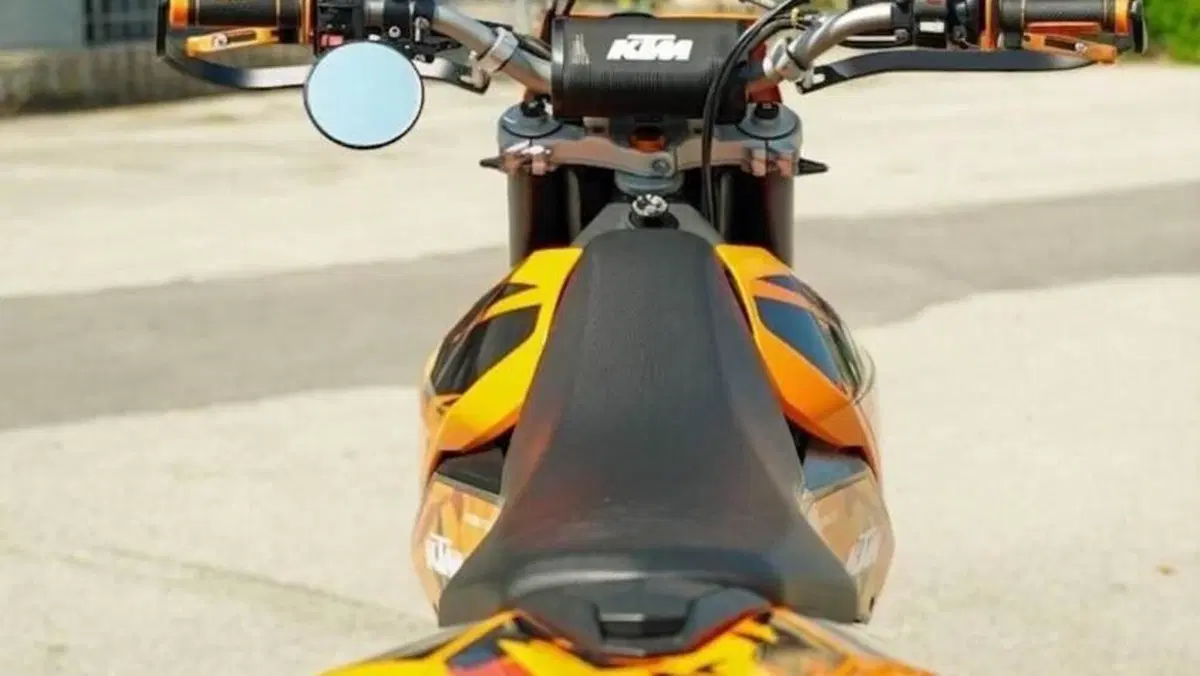 KTM 690 SMC (2008- 11)  (7)