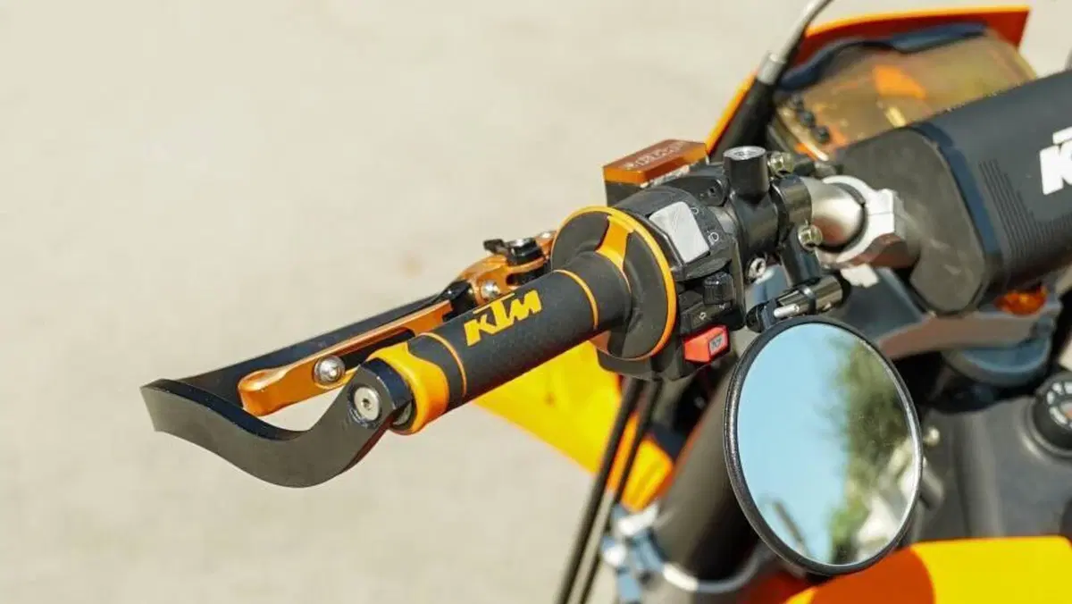 KTM 690 SMC (2008- 11)  (10)
