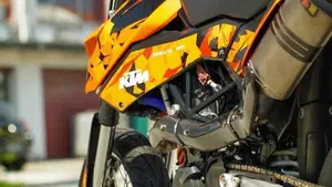 KTM 690 SMC (2008- 11)  (11)