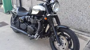 Triumph Speedmaster (2003 - 05)  (7)