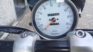 Triumph Speedmaster (2003 - 05)  (10)