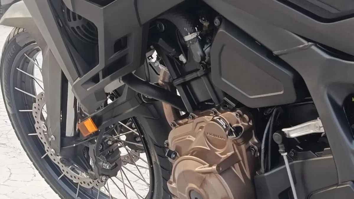 Honda Africa Twin CRF 1100L (2024 - 26)  (6)