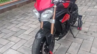 Triumph Speed Triple 1050 (2011 - 13)