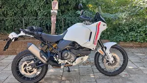 Ducati DesertX (2022 - 25)  (2)
