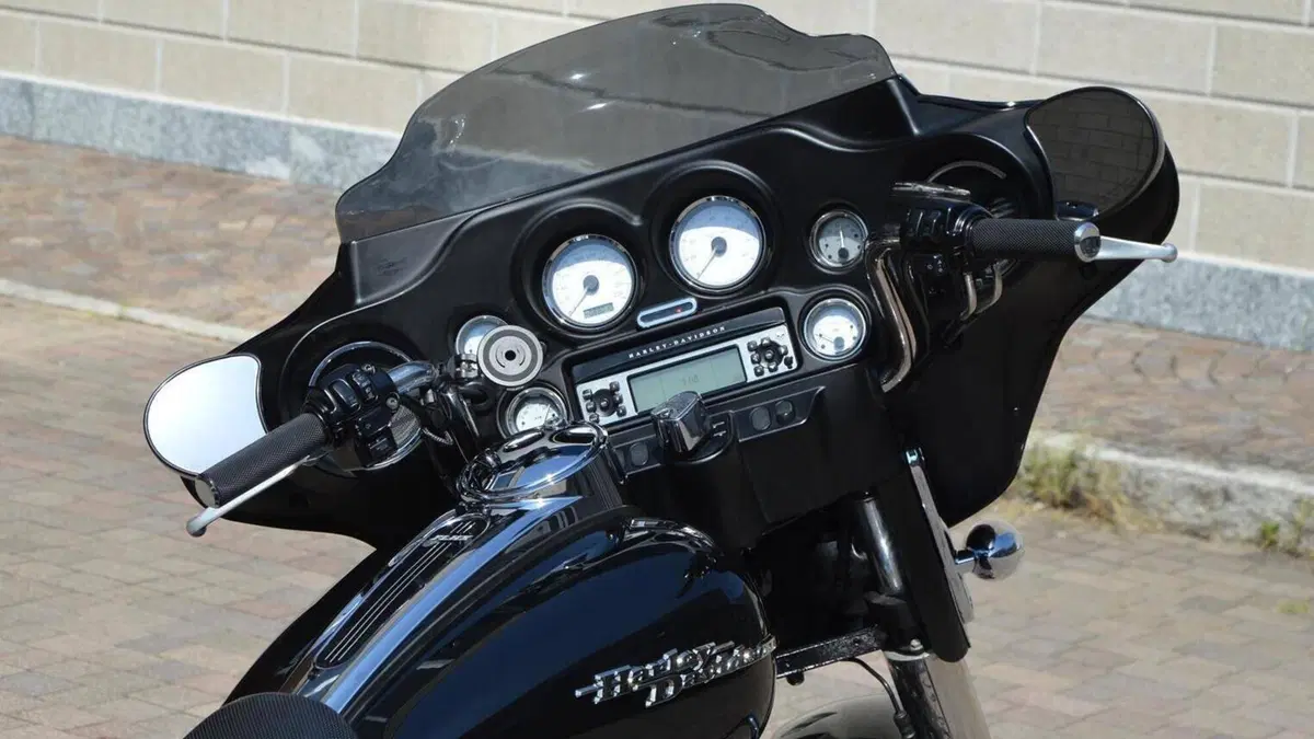 Harley-Davidson 1584 Street Glide (2007) - FLHX  (15)