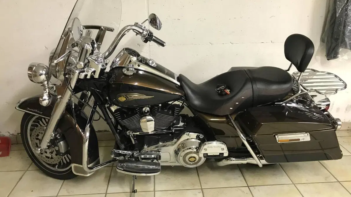 Harley-Davidson 103 Road King Classic (2011 - 13) - FLHRC  (4)