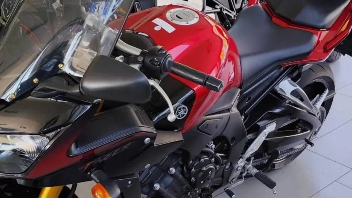 Yamaha FZ1 Fazer (2006 - 16)  (8)