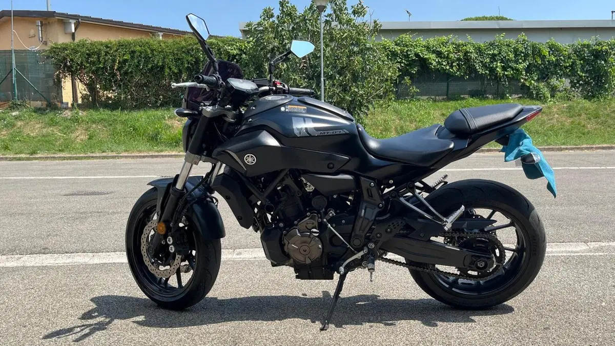 Yamaha MT-07 (2017 - 18)  (5)