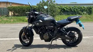 Yamaha MT-07 (2017 - 18)  (5)