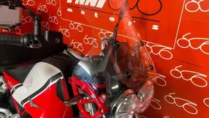 Moto Guzzi V85 TT (2019 - 20)  (7)
