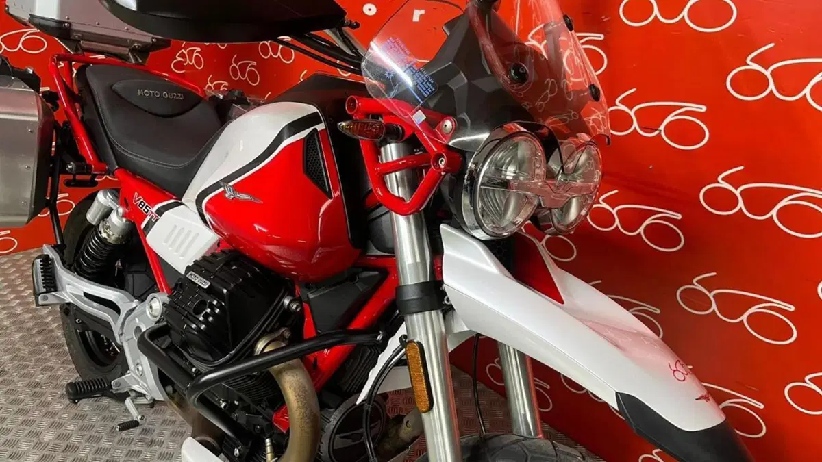 Moto Guzzi V85 TT (2019 - 20)  (5)