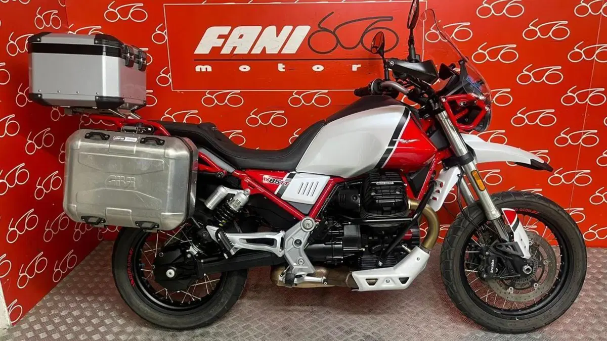 Moto Guzzi V85 TT (2019 - 20) 