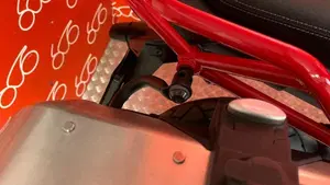 Moto Guzzi V85 TT (2019 - 20)  (6)