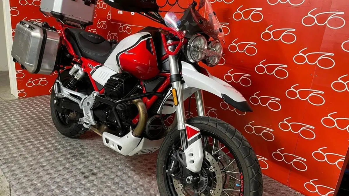 Moto Guzzi V85 TT (2019 - 20)  (2)