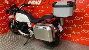 Moto Guzzi V85 TT (2019 - 20)  (16)