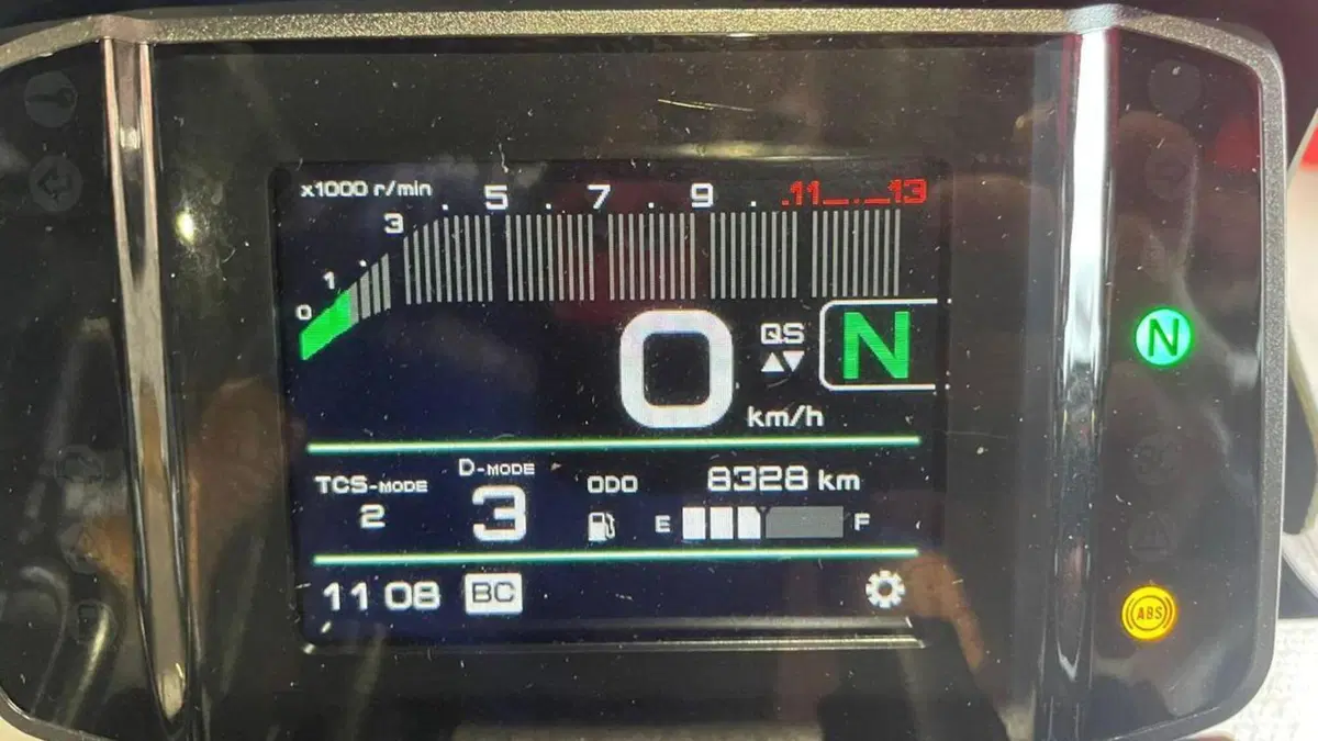 Yamaha MT-09 (2021 - 23)  (5)