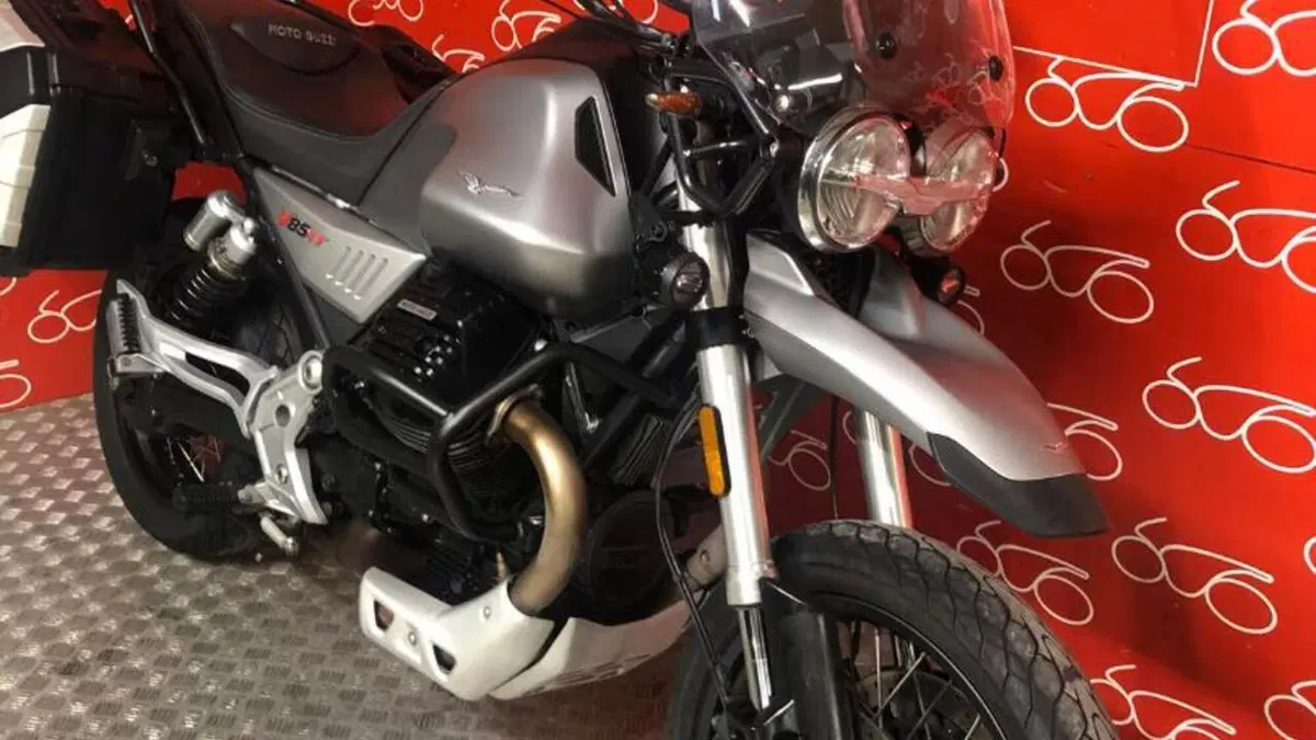 Moto Guzzi V85 TT (2019 - 20)  (2)