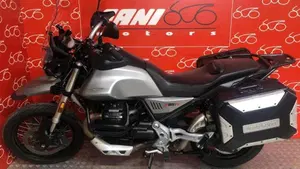 Moto Guzzi V85 TT (2019 - 20)  (3)