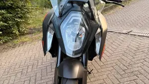 KTM 1290 Super Duke GT ABS (2016 - 18)  (3)