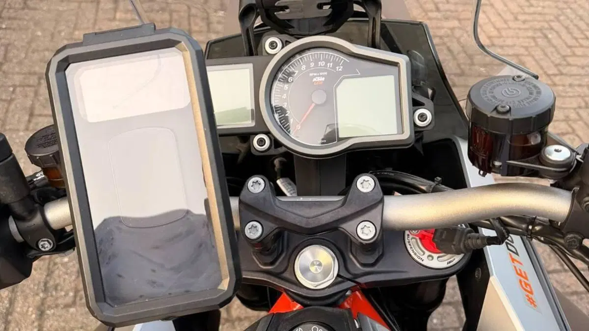 KTM 1290 Super Duke GT ABS (2016 - 18)  (7)