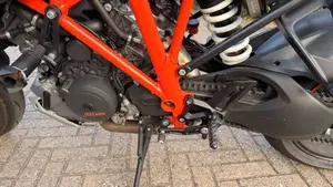 KTM 1290 Super Duke GT ABS (2016 - 18)  (8)