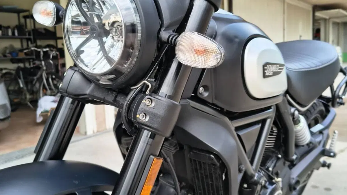 Ducati Scrambler 800 Icon Dark (2021 - 22)  (6)