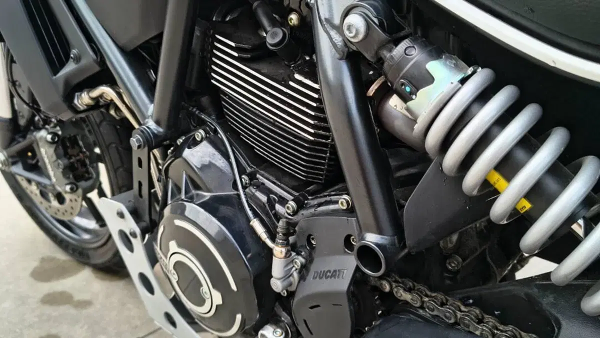 Ducati Scrambler 800 Icon Dark (2021 - 22)  (7)