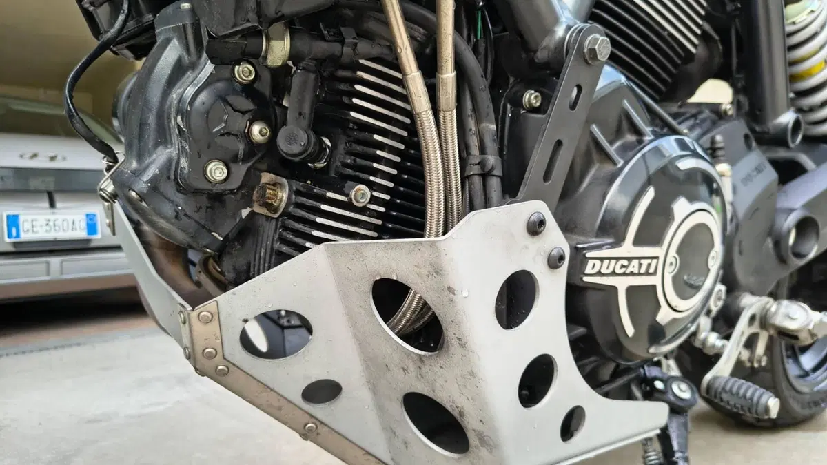 Ducati Scrambler 800 Icon Dark (2021 - 22)  (10)
