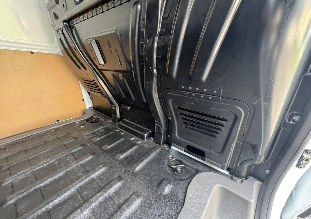 Ford Transit Connect Furgone 210 1.5 TDCi 100CV PL Furgone Trend (10)
