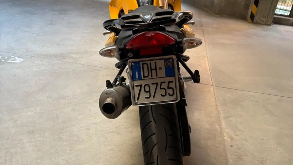 Bmw F 800 S  (9)