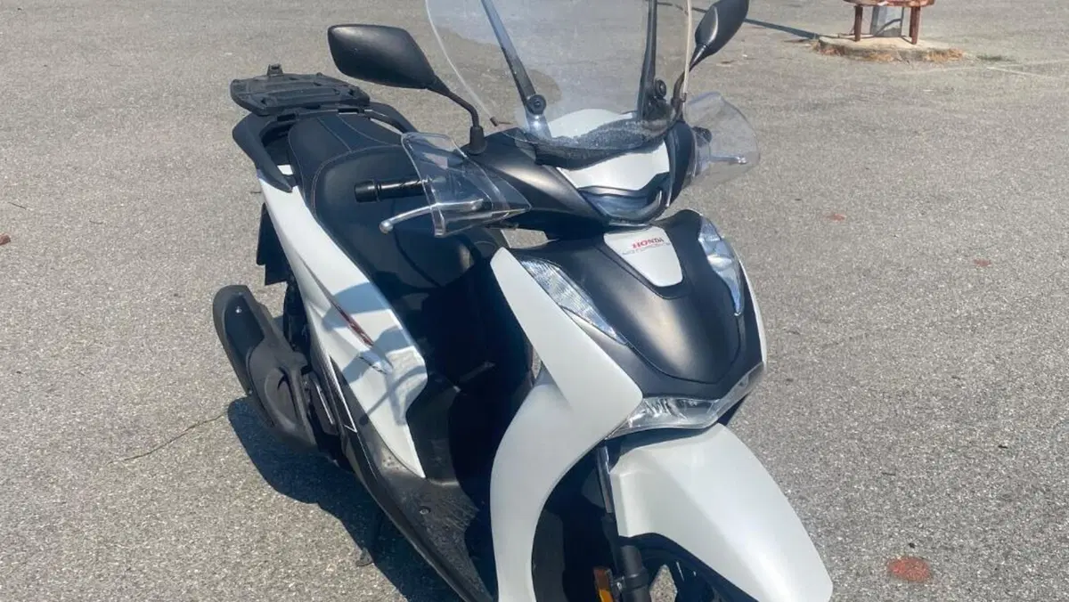 Honda SH 150i Sport (2024 - 25)  (2)