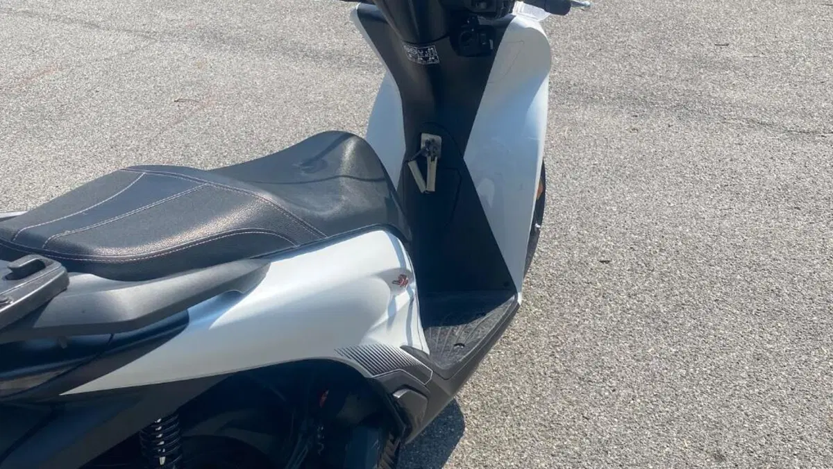 Honda SH 150i Sport (2024 - 25)  (3)