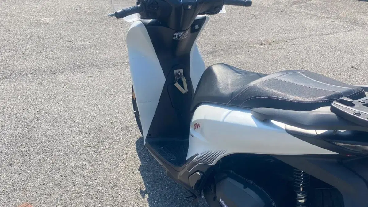 Honda SH 150i Sport (2024 - 25)  (4)