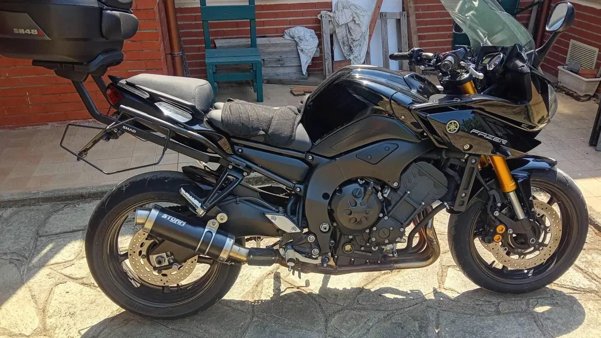 Yamaha Fazer 8 (2010 - 16) 