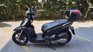 Kymco People 200i GT (2010 - 17)  (2)