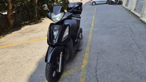Kymco People 200i GT (2010 - 17)  (3)